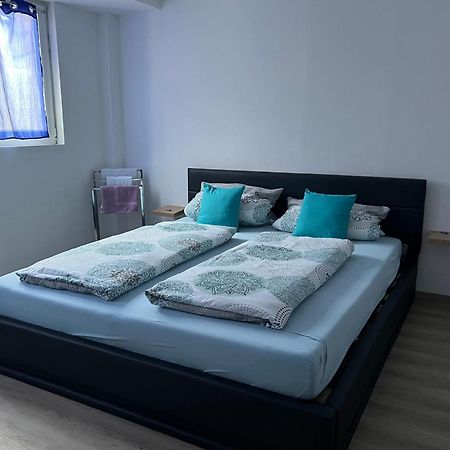 Apartments Und Zimmer Vettweiss Exteriér fotografie