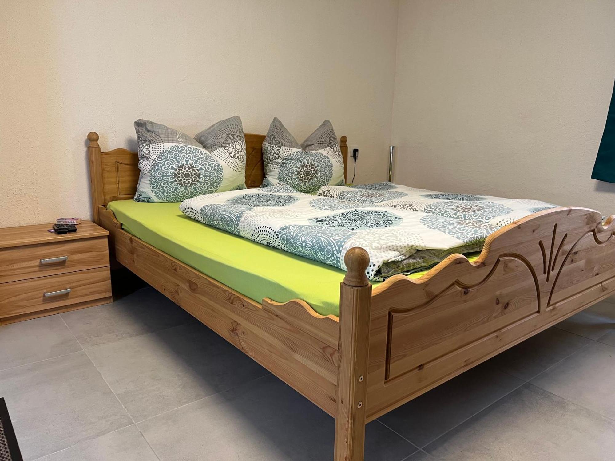 Apartments Und Zimmer Vettweiss Exteriér fotografie
