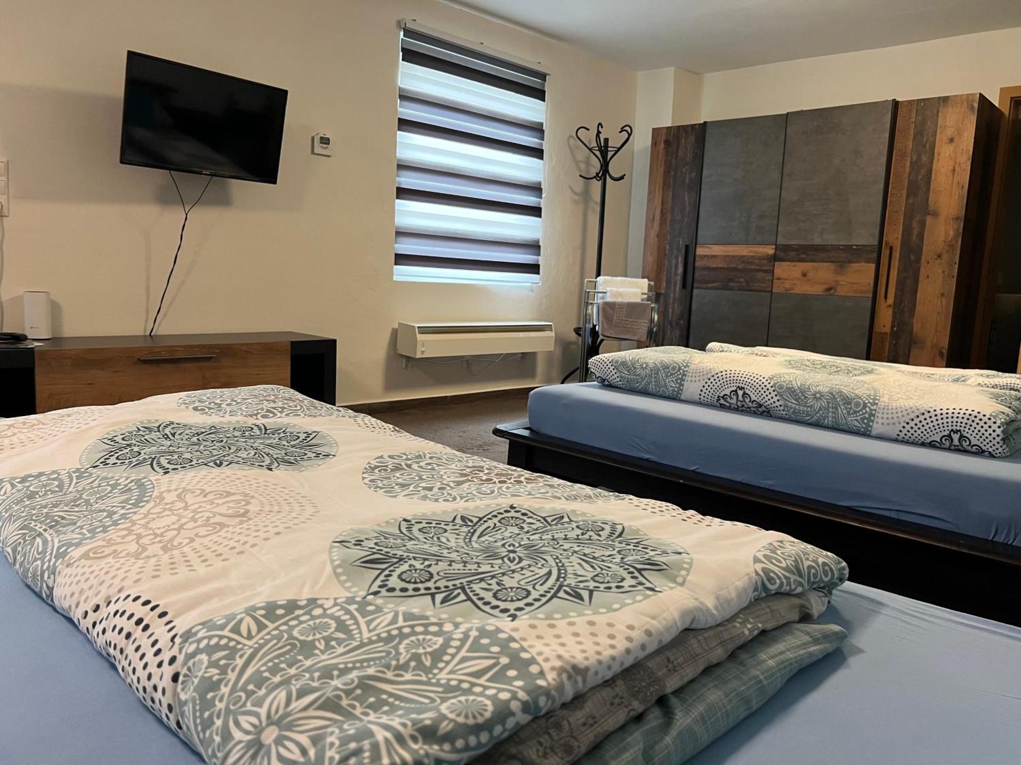 Apartments Und Zimmer Vettweiss Exteriér fotografie